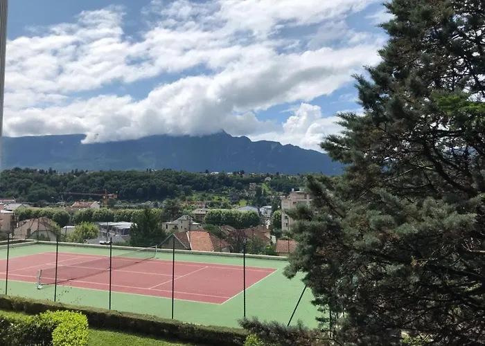 T2 Bis Avec Balcon Et Parking à - Fr-1-555-78 Appartamento Aix-les-Bains