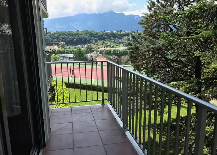 T2 Bis Avec Balcon Et Parking à - Fr-1-555-78 Aix-les-Bains